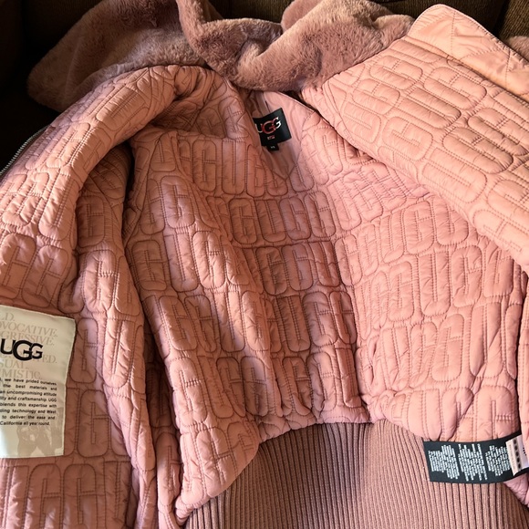 UGG Augusta Sherpa Baseball Jacket - Picture 3 of 5